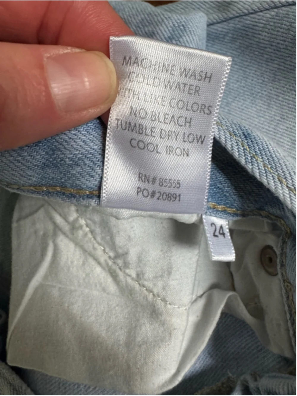 distressed light wash slim straight jeans size 24
